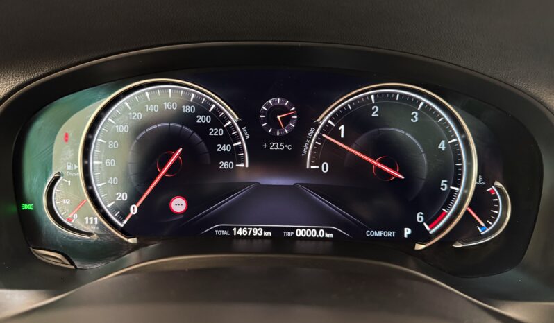 
								BMW X3 Drive 30D M Sport full									