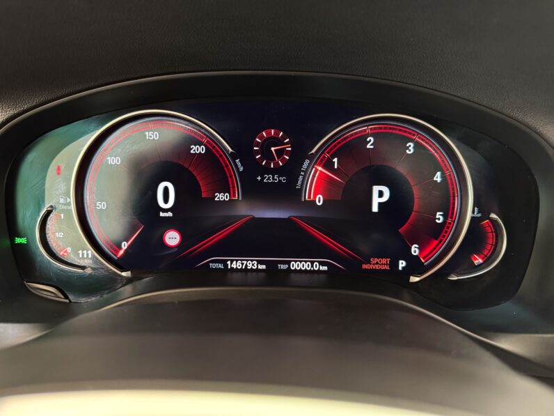 
								BMW X3 Drive 30D M Sport full									