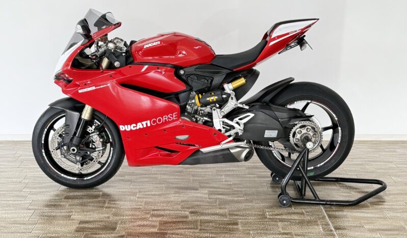 
								Ducati 1299 Panigale full									