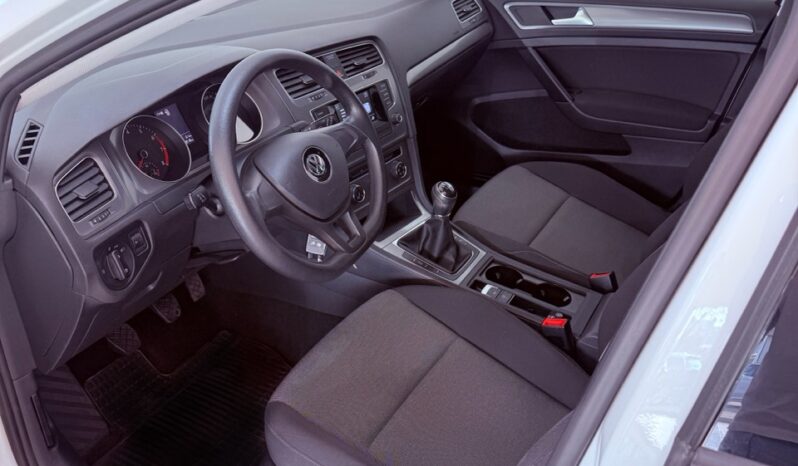 
								Volkswagen Golf 1.2 TSI Bluemotion Technology full									