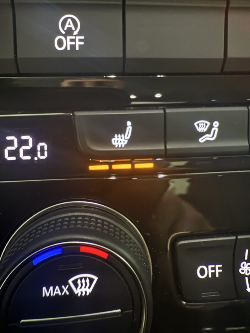 
								Volkswagen T-Roc Style 1.0 TSI full									