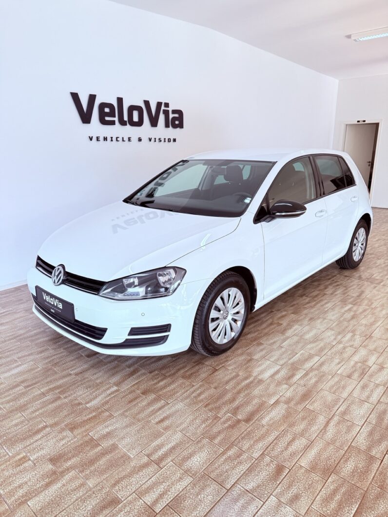 
								Volkswagen Golf 1.2 TSI Bluemotion Technology full									