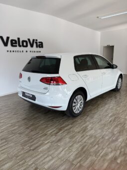 
										Volkswagen Golf 1.2 TSI Bluemotion Technology full									