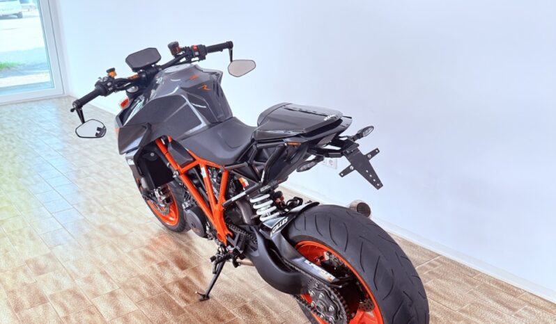 
								KTM Super Duke 1290R full									