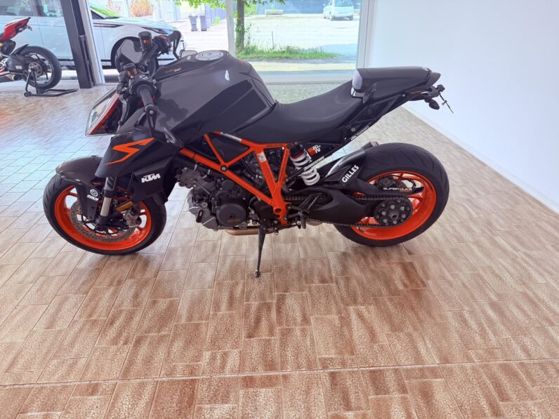 
								KTM Super Duke 1290R full									