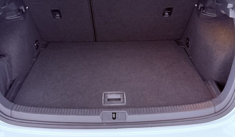 
								Volkswagen Golf 1.2 TSI Bluemotion Technology full									