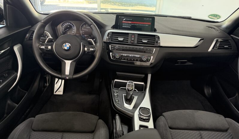 
								BMW M240 i Cabrio full									