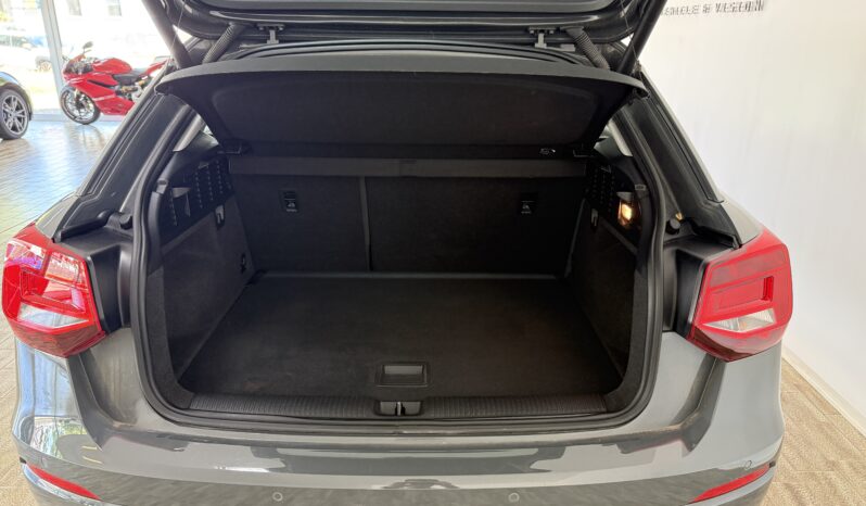 
								Audi Q2 35 TFSI Sport Garantie_Service Neu full									