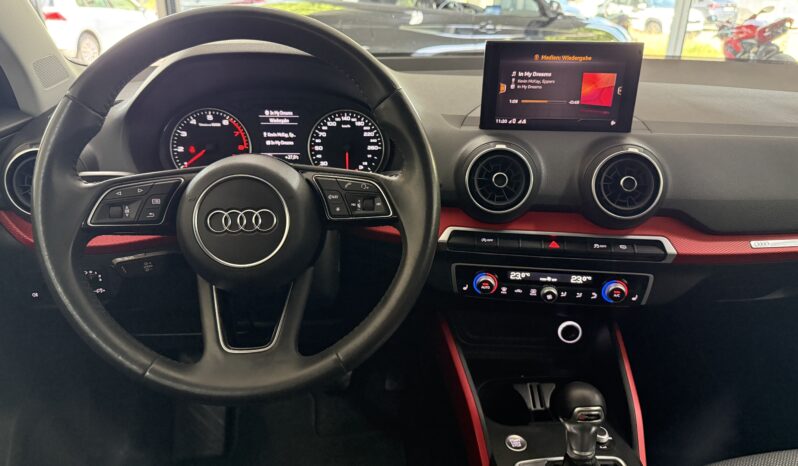 
								Audi Q2 35 TFSI Sport Garantie_Service Neu full									