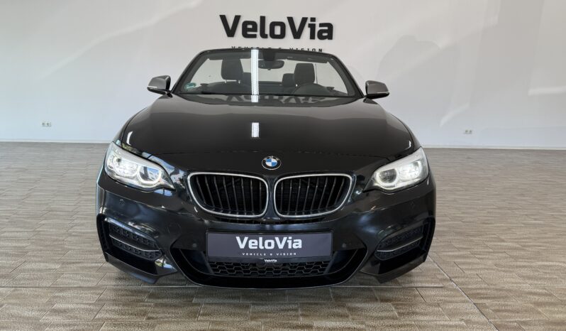 
								BMW M240 i Cabrio full									