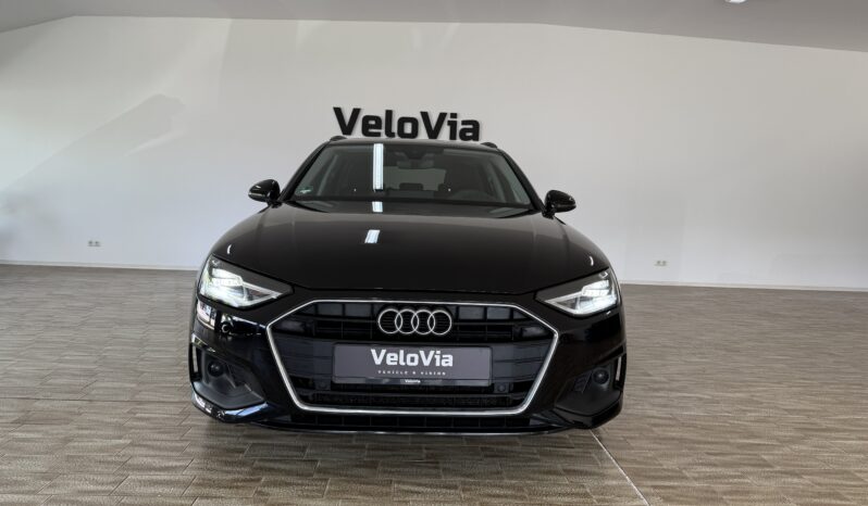 
								Audi A4 Avant 30 TDI_Head-up_LED_1.Hand full									