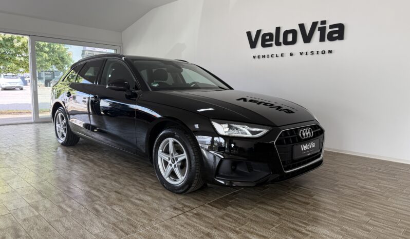 
								Audi A4 Avant 30 TDI_Head-up_LED_1.Hand full									
