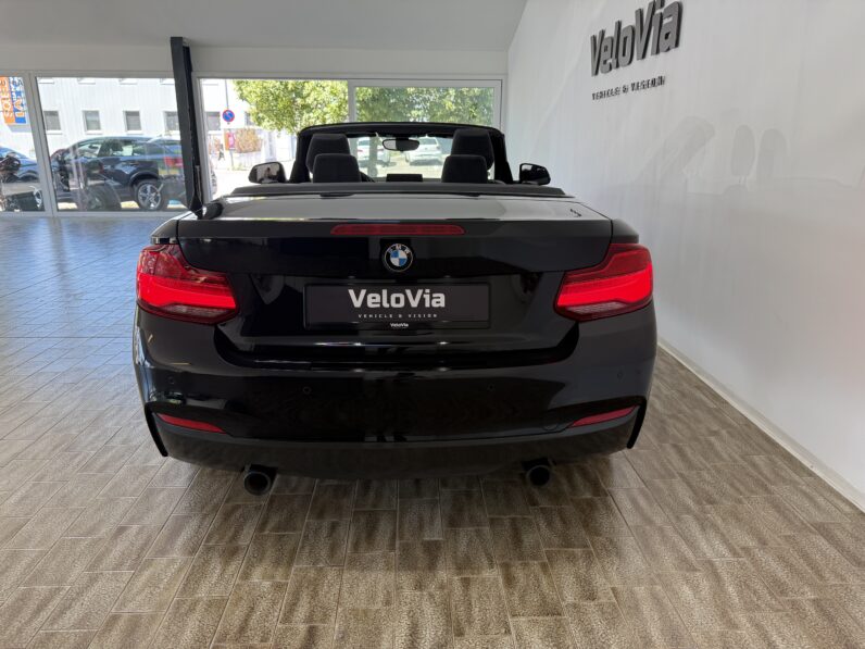 
								BMW M240 i Cabrio full									