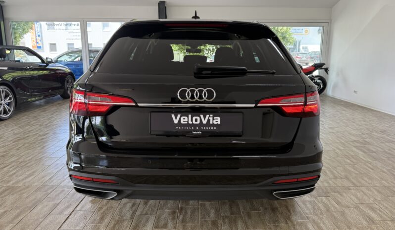 
								Audi A4 Avant 30 TDI_Head-up_LED_1.Hand full									