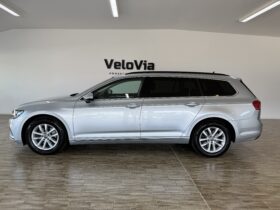 Volkswagen Passat Variant_1.Hand_Scheckheft_AHK_Garantie