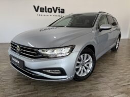 Volkswagen Passat Variant_1.Hand_Scheckheft_AHK_Garantie