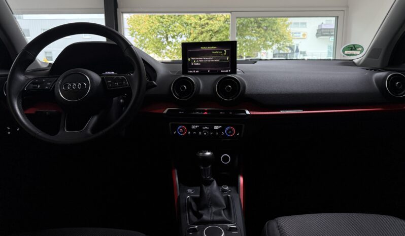 
								Audi Q2 30 TFSI Sport Garantie_Service Neu full									