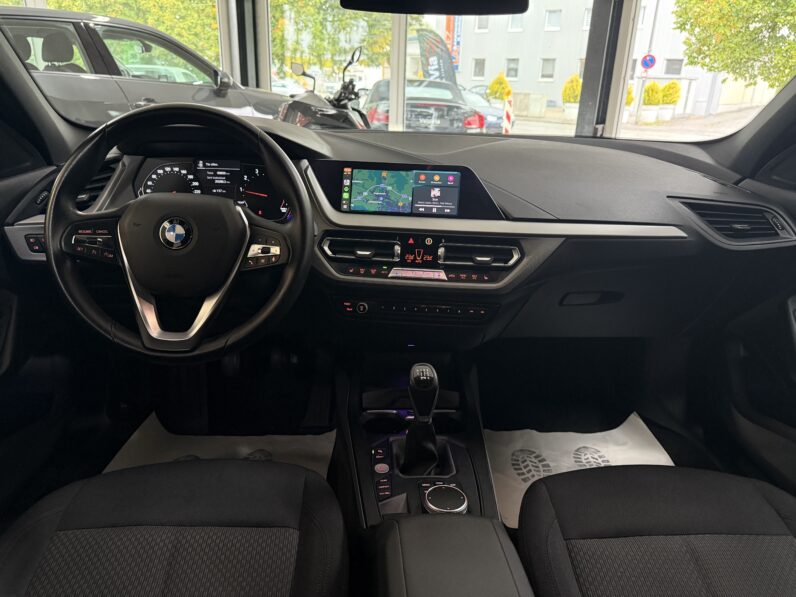 
								BMW 118 Baureihe 1 Lim. 118 i Advantage full									