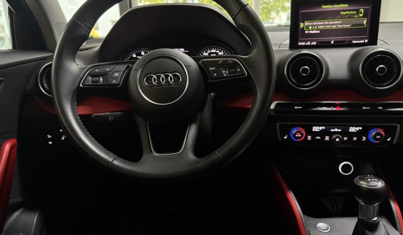 
								Audi Q2 30 TFSI Sport Garantie_Service Neu full									