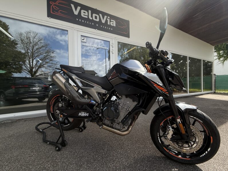 
								KTM 790 Duke_Track Pack Akrapovic_Kz-Halter_Garantie full									