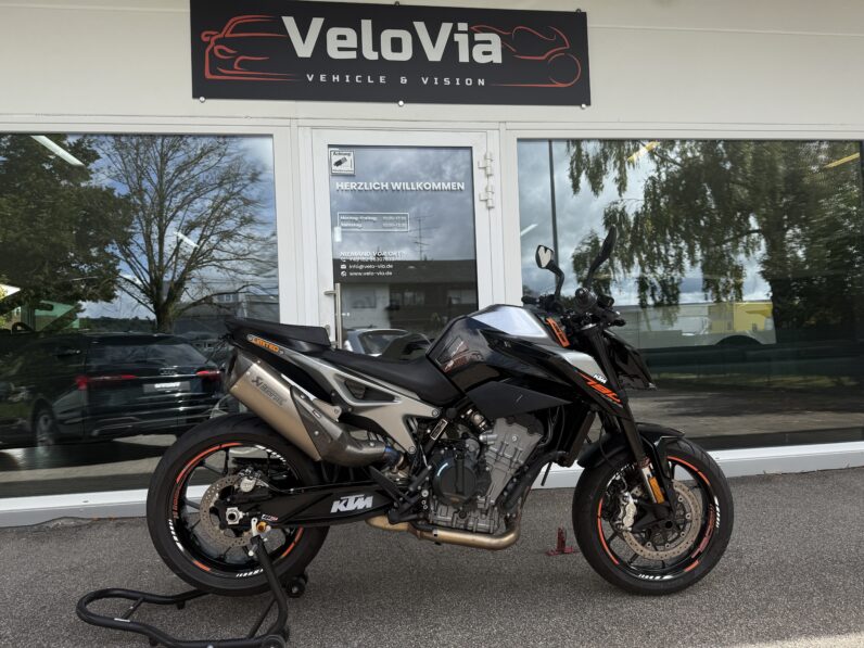 
								KTM 790 Duke_Track Pack Akrapovic_Kz-Halter_Garantie full									