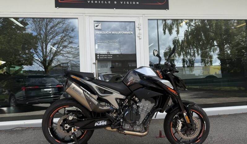 
								KTM 790 Duke_Track Pack Akrapovic_Kz-Halter_Garantie full									