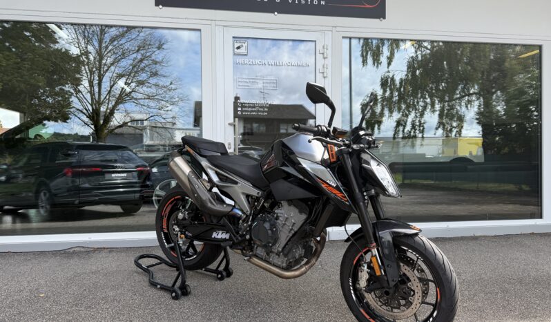 
								KTM 790 Duke_Track Pack Akrapovic_Kz-Halter_Garantie full									