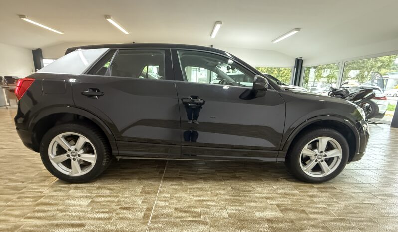 
								Audi Q2 30 TFSI Sport Garantie_Service Neu full									