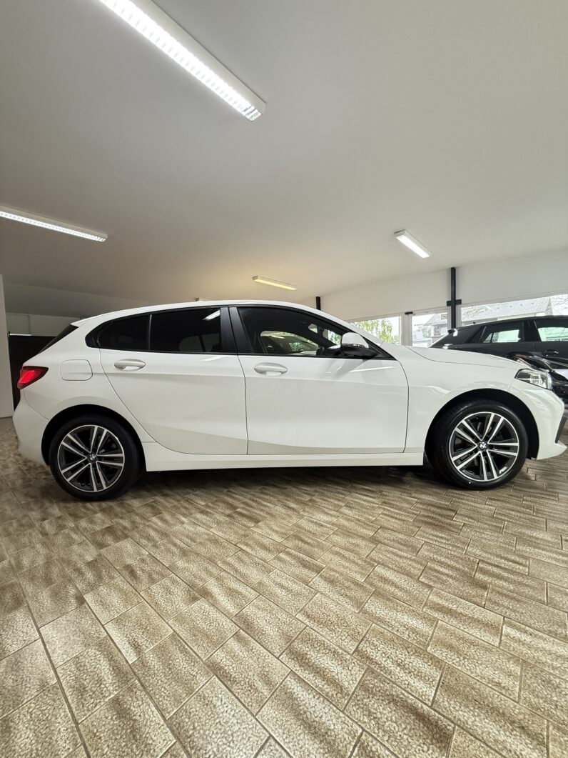 
								BMW 118 Baureihe 1 Lim. 118 i Advantage full									