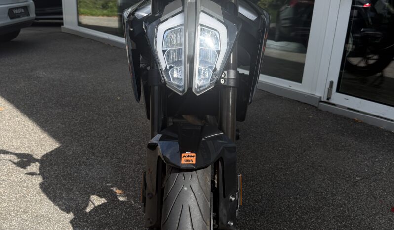 
								KTM 790 Duke_Track Pack Akrapovic_Kz-Halter_Garantie full									