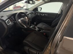 
										Nissan Qashqai Acenta 4x4_1.Hand/AHK/Navi/Kamera/SZH full									