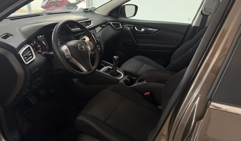
								Nissan Qashqai Acenta 4x4_1.Hand/AHK/Navi/Kamera/SZH full									