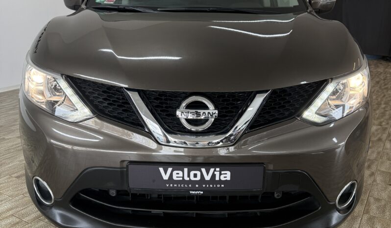 
								Nissan Qashqai Acenta 4x4_1.Hand/AHK/Navi/Kamera/SZH full									
