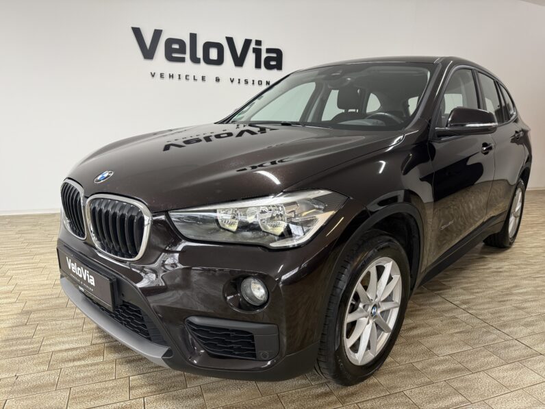 
								BMW X1 sDrive 18 i AHK/Memory Stz.\1.Hand full									