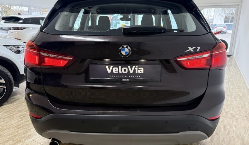 
								BMW X1 sDrive 18 i AHK/Memory Stz.\1.Hand full									