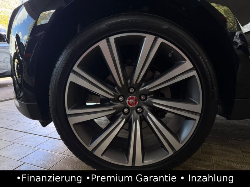 
								Jaguar F-Pace 25t Prestige AWD Kamera/ACC/AHK/Spur full									