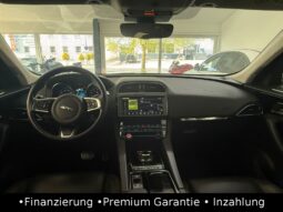 
										Jaguar F-Pace 25t Prestige AWD Kamera/ACC/AHK/Spur full									
