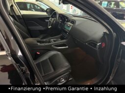
										Jaguar F-Pace 25t Prestige AWD Kamera/ACC/AHK/Spur full									
