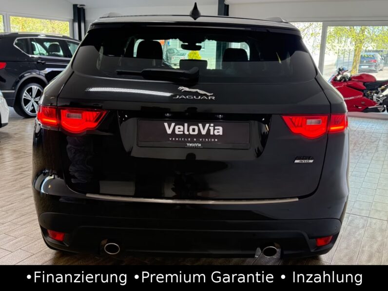 
								Jaguar F-Pace 25t Prestige AWD Kamera/ACC/AHK/Spur full									