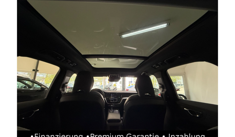 
								Volvo XC60 D5 RDesign AWD/Pano/Head-up/HK-Sound/Kamera full									