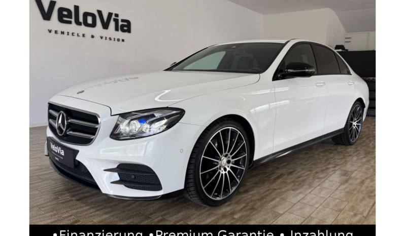 
								Mercedes-Benz E 200 Limousine AMG/Night/Widescreen/Kamera full									