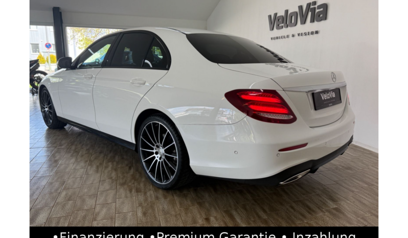 
								Mercedes-Benz E 200 Limousine AMG/Night/Widescreen/Kamera full									