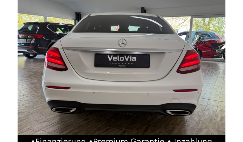 
								Mercedes-Benz E 200 Limousine AMG/Night/Widescreen/Kamera full									