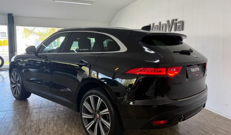
								Jaguar F-Pace 25t Prestige AWD Kamera/ACC/AHK/Spur full									