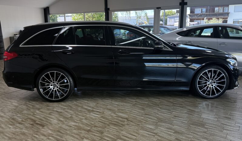
								Mercedes-Benz C250 T AMG/Burmester/LED/Leder full									