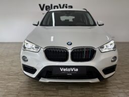 
										BMW X1 xDrive 20i Sport/Shadow/Kamera/AHK/LED/1.Hand full									
