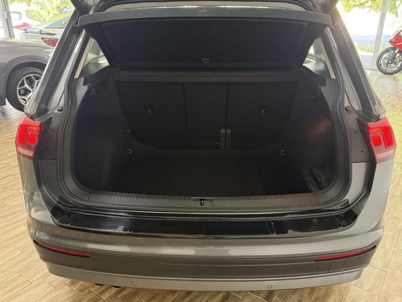
								Volkswagen Tiguan 2.0TSI 4Motion/Keyless/Kamera/ACC/Leder full									