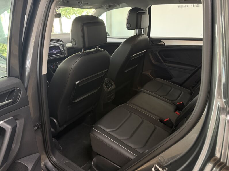 
								Volkswagen Tiguan 2.0TSI 4Motion/Keyless/Kamera/ACC/Leder full									