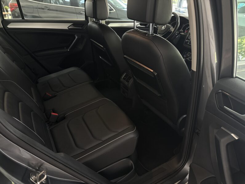 
								Volkswagen Tiguan 2.0TSI 4Motion/Keyless/Kamera/ACC/Leder full									