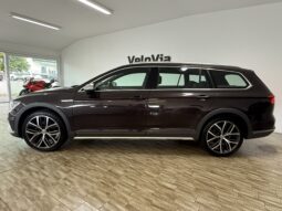 
										Volkswagen Passat Variant Alltrack 4Motion/Panorama/AHK/LED full									